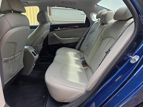 Used 2017 Hyundai Sonata Limited w/ Ultimate Package 04 FWD image 32