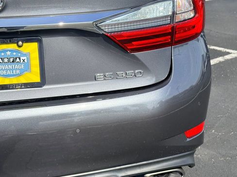 Used 2018 Lexus ES 350 w/ Ultra Luxury Package image 13