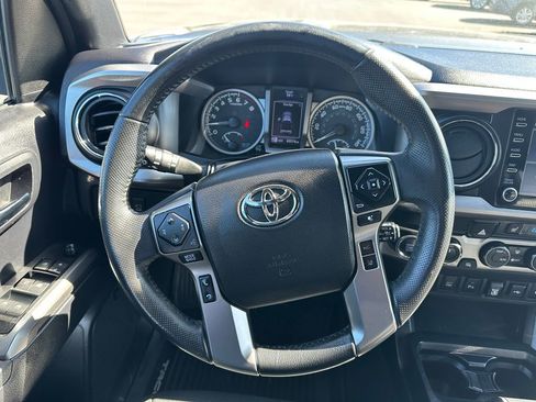 Certified 2021 Toyota Tacoma Limited AWD/4WD image 20