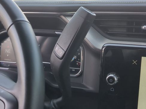 Used 2024 GMC Sierra 2500 Denali w/ Denali Reserve Package image 16