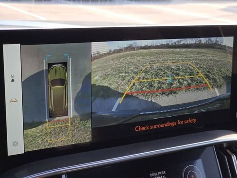 New 2025 Lexus LX 600 4WD w/ Premium Package image 12