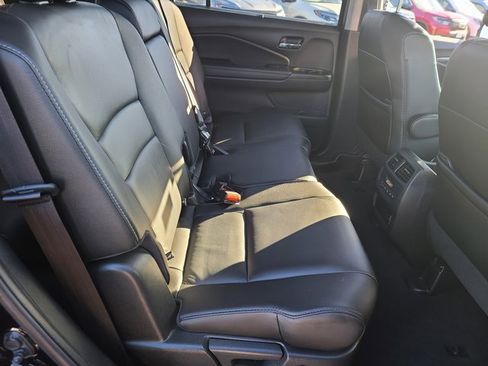 Certified 2022 Honda Pilot Special Edition image 16