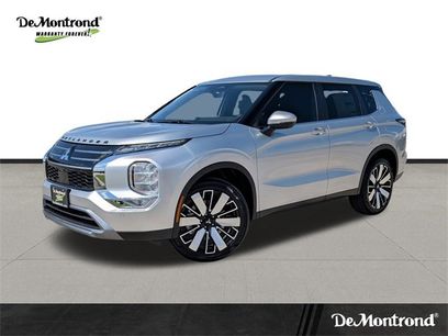 New 2025 Mitsubishi Outlander SE