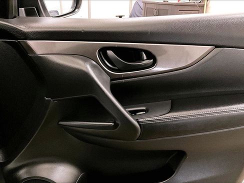 Used 2020 Nissan Rogue Sport S w/ Appearance Package image 23