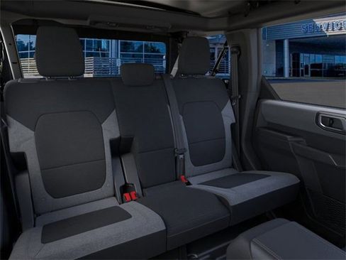 New 2025 Ford Bronco 4-Door image 11