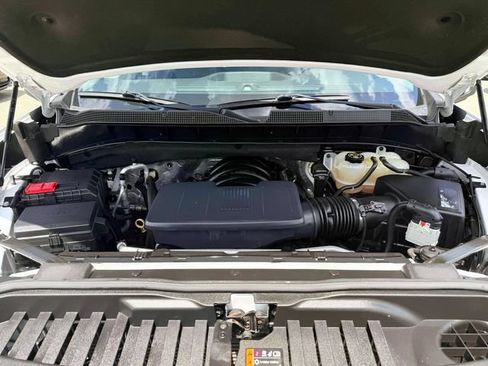 Used 2019 Chevrolet Silverado 1500 LTZ AWD/4WD image 22