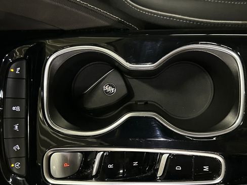 Used 2021 Buick Envision Essence image 28