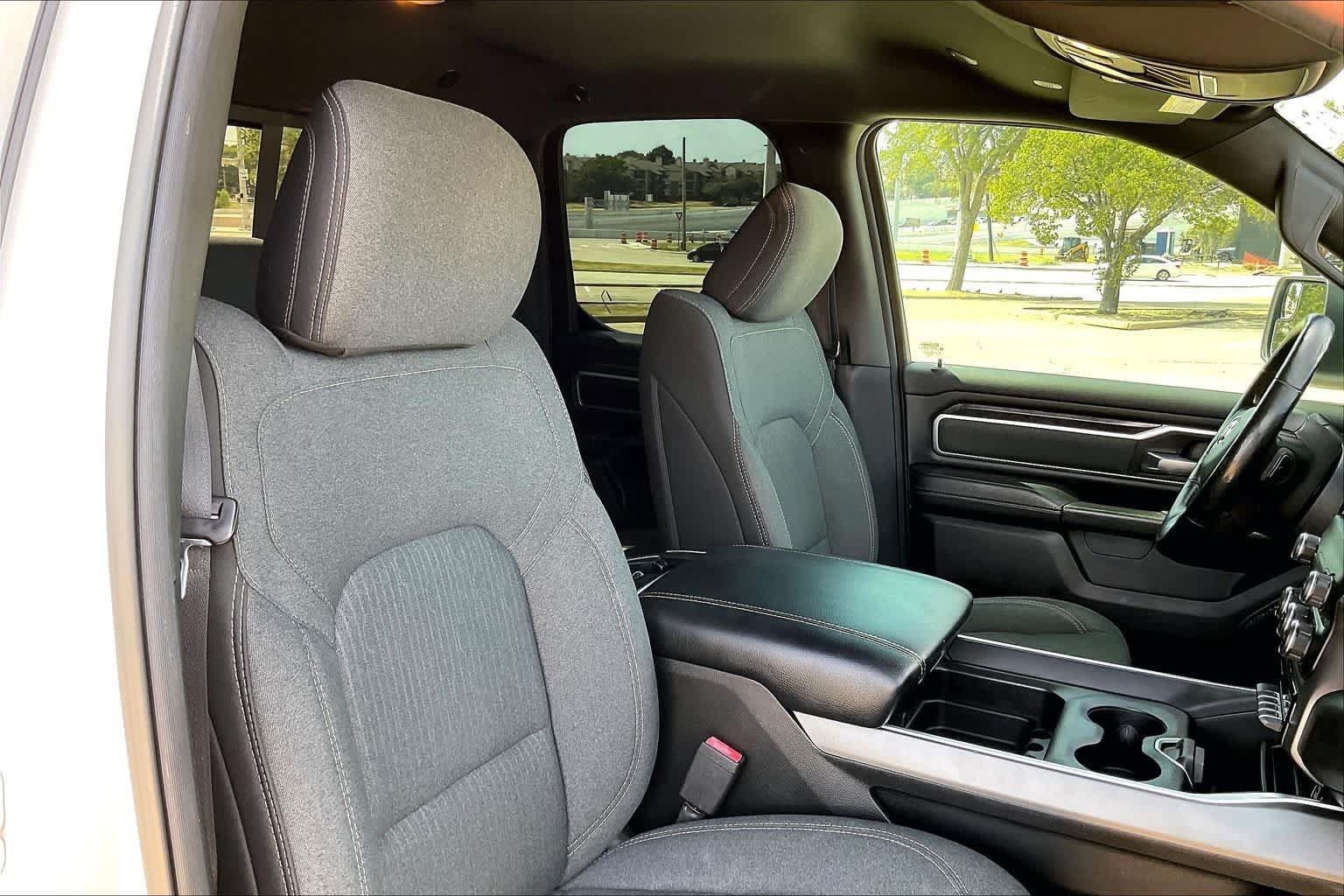 Used 2019 RAM 1500 Big Horn RWD image 12