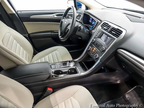 Certified 2018 Ford Fusion S FWD image 24
