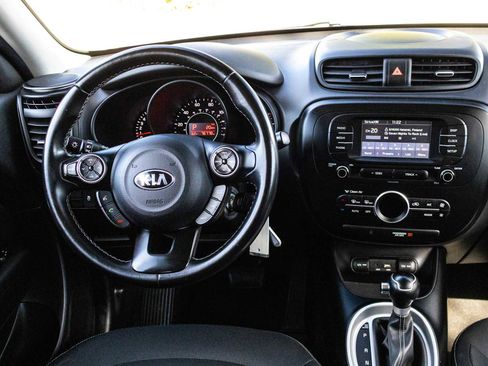 Used 2017 Kia Soul + w/ Designer's Package image 24