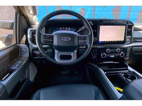 Used 2023 Ford F450 Lariat w/ Lariat Ultimate Package AWD/4WD image 5