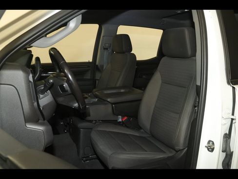 Used 2022 Chevrolet Silverado 1500 LT AWD/4WD image 24