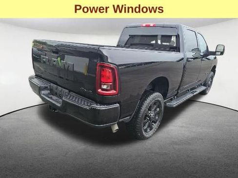 Used 2025 RAM 2500 Big Horn AWD/4WD image 5