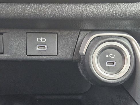 Used 2024 Toyota Grand Highlander XLE image 21