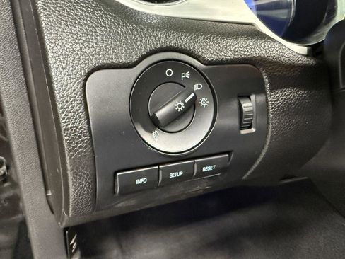 Used 2010 Ford Mustang GT RWD image 21