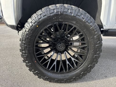 New 2026 GMC Sierra 2500 AT4 w/ AT4 Premium Plus Package image 13