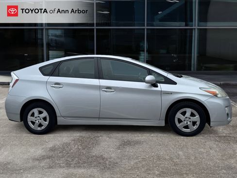 Used 2010 Toyota Prius Two FWD image 11