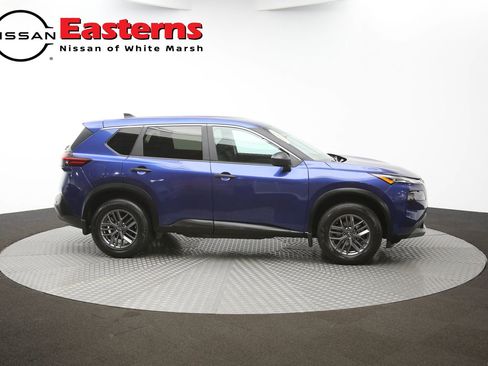 Used 2023 Nissan Rogue S image 65