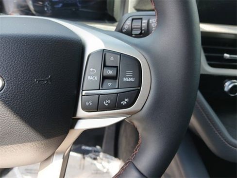 New 2025 Ford Explorer Active image 20