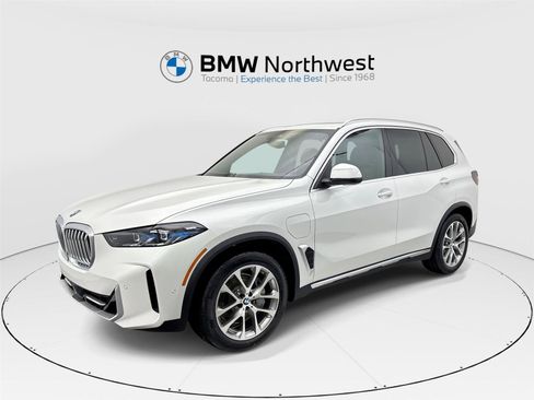 New 2026 BMW X5 xDrive50e w/ Climate Comfort Package image 1