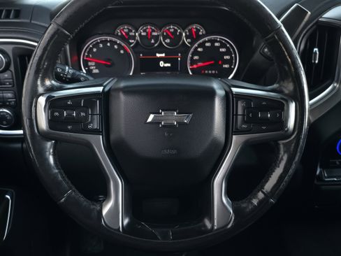 Used 2019 Chevrolet Silverado 1500 LT Trail Boss w/ Convenience Package image 12