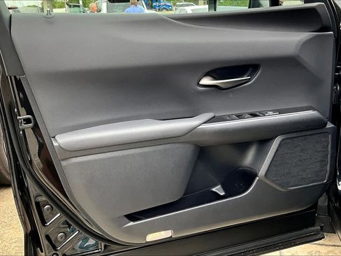 New 2026 Lexus UX 300h FWD image 15