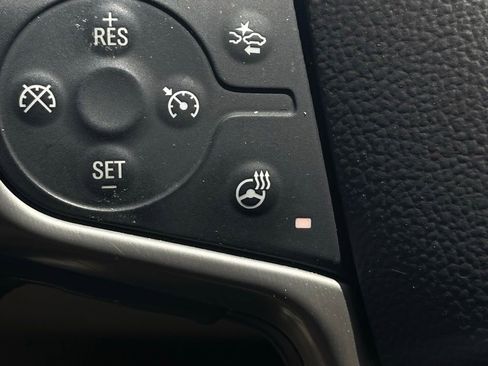 Used 2019 GMC Acadia Denali w/ Technology Package FWD image 13