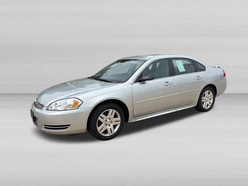 Used 2012 Chevrolet Impala LT FWD image 7