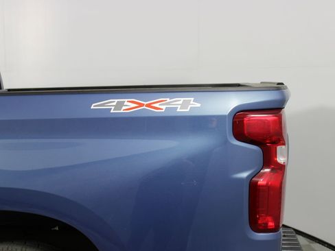 Used 2024 Chevrolet Silverado 1500 Custom image 34