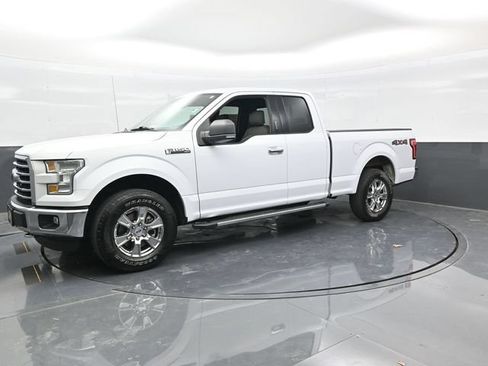 Used 2016 Ford F150 XLT w/ Equipment Group 302A Luxury AWD/4WD image 3