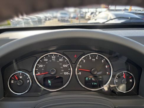 Used 2008 Jeep Liberty Limited w/ Premium Group II image 21