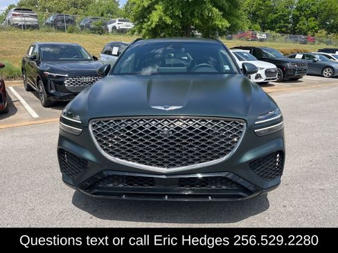 Used 2023 Genesis GV70 2.5T w/ Sport Prestige Package AWD/4WD image 2