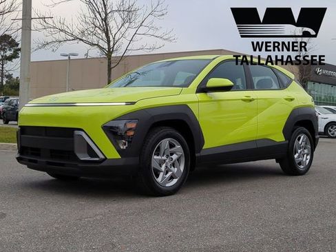 Certified 2024 Hyundai Kona SE image 1