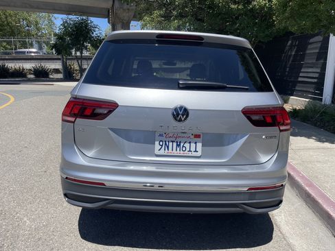 Used 2024 Volkswagen Tiguan SE AWD/4WD image 14