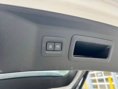 Used 2026 MAZDA CX-90 3.3 Turbo w/ Premium Plus Pkg image 19