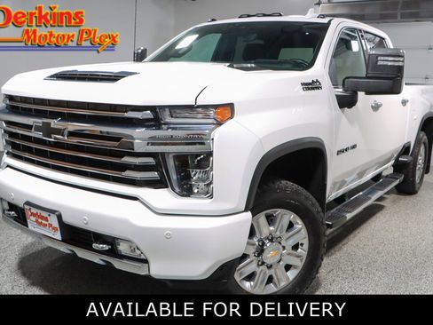 Used 2023 Chevrolet Silverado 2500 High Country w/ Technology Package image 1