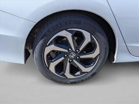 Used 2017 Honda Accord EX-L image 21