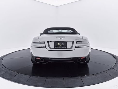 Used 2016 Aston Martin DB9 GT RWD image 18