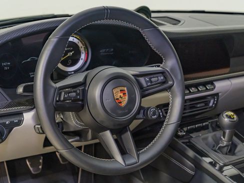 Used 2023 Porsche 911 GT3 RWD image 19