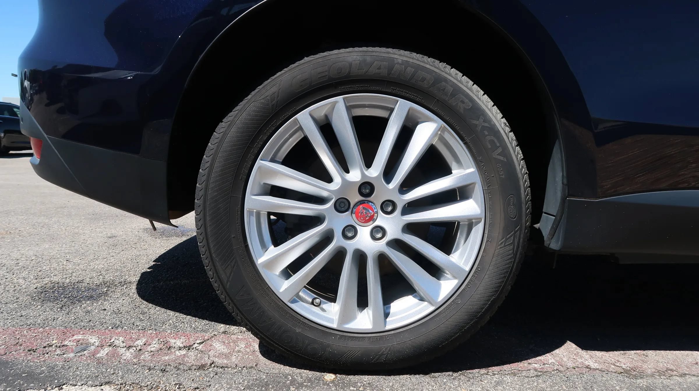 Used 2019 Jaguar F-PACE Prestige AWD/4WD image 27