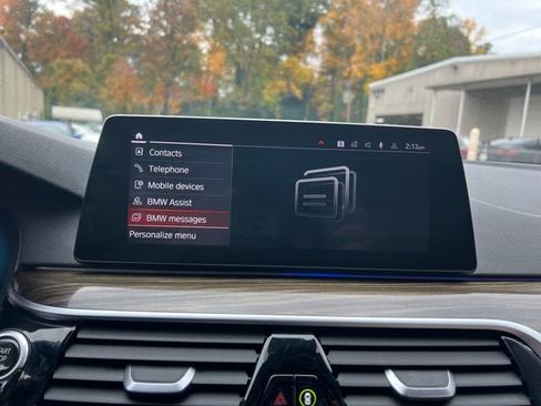 Used 2020 BMW 530i w/ Convenience Package image 24