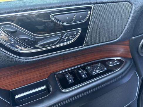 Used 2021 Lincoln Navigator Reserve RWD image 23