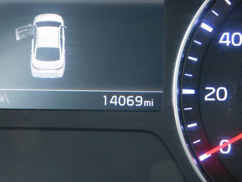 Used 2023 Kia Forte LXS w/ LXS Technology Package FWD image 22