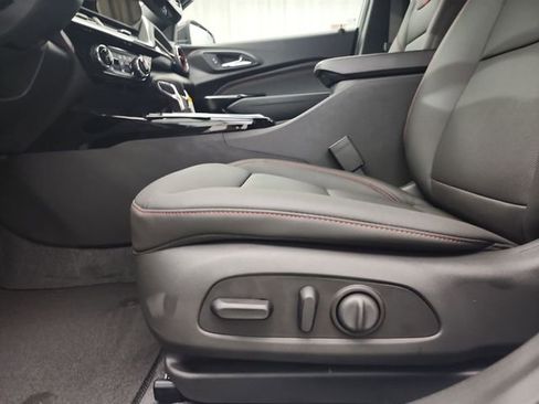 New 2026 Chevrolet Trax RS w/ Sunroof Package image 16