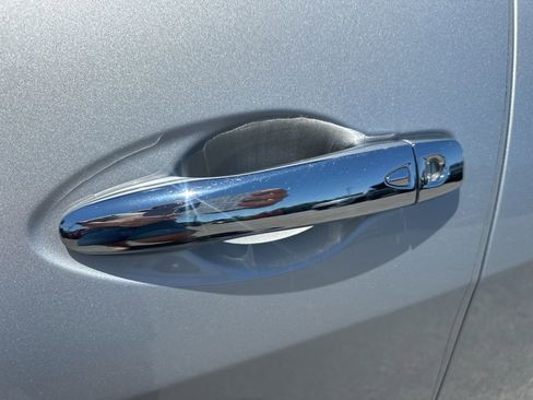 Used 2017 Nissan Maxima 3.5 SL FWD image 24