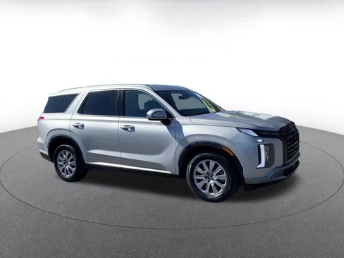 Used 2025 Hyundai Palisade SEL image 2