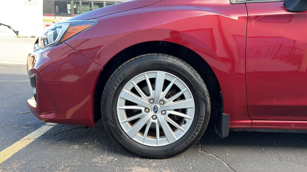 Used 2017 Subaru Impreza 2.0i Premium w/ BSD & Rcta/SRF/Eyesight AWD/4WD image 30