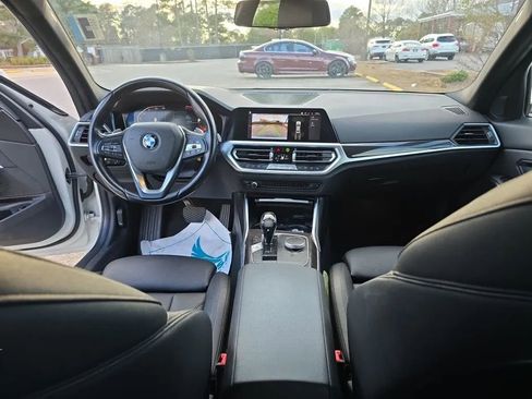 Used 2020 BMW 330i Sedan w/ Convenience Package image 8