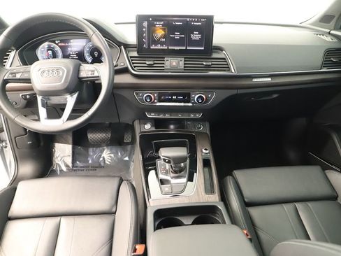 Certified 2024 Audi Q5 e Premium Plus AWD/4WD image 16