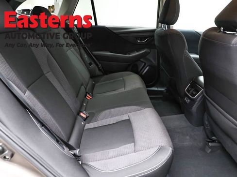 Used 2022 Subaru Outback Premium image 22